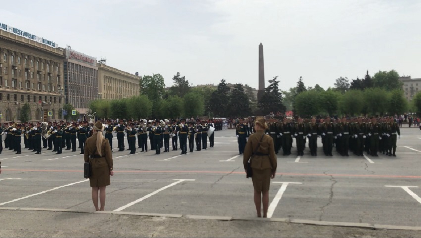 В парадном строю 9 мая будет около полутора тысяч военнослужащих и курсантов